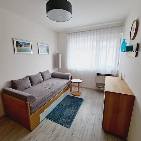 Medea A Vizparton * Fonyód