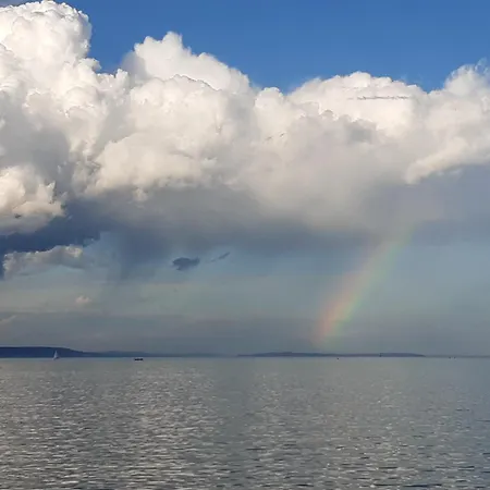 Medea A Vizparton * Fonyód